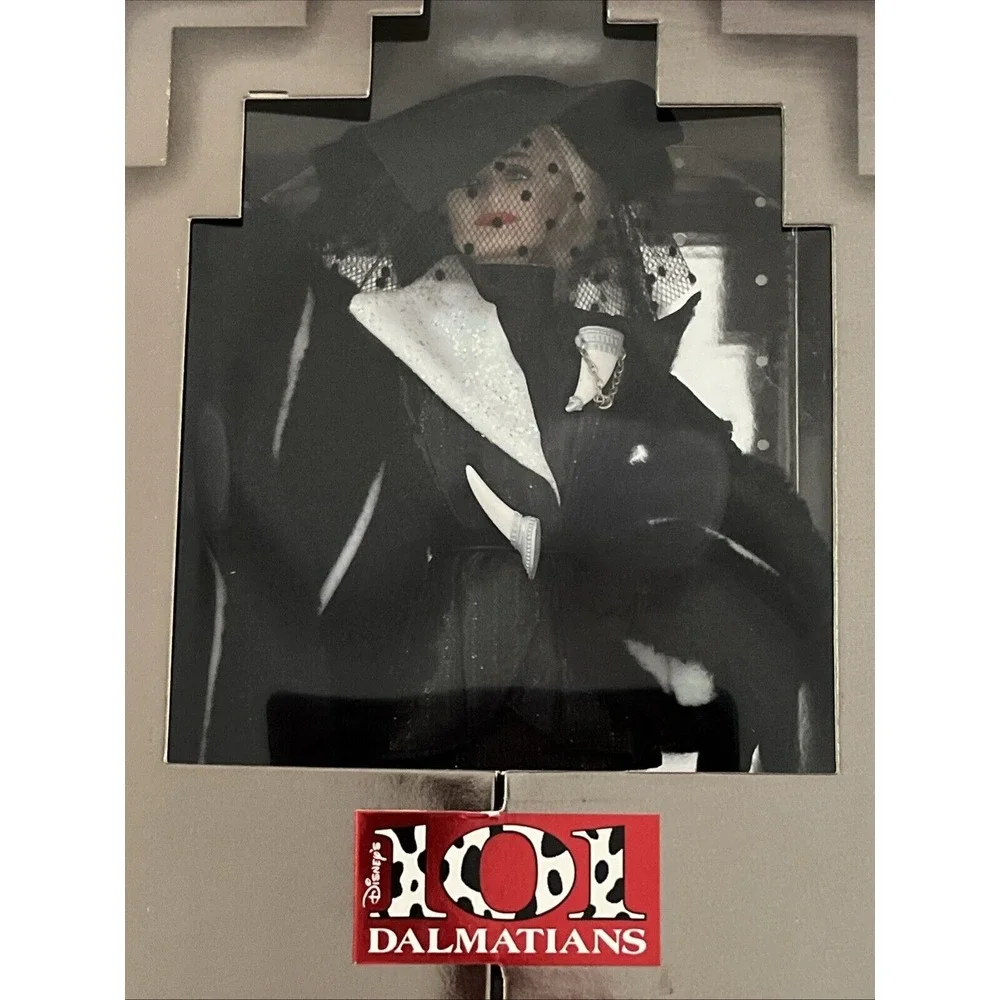 Disney Collector Edition Cruella De Vil Barbie Doll 101‎ Dalmations 1996 Mattel